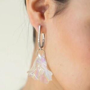 Elegant Silver and Iridescent Earrings